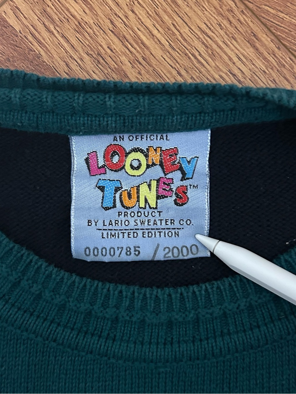 Vintage 1990s Looney Tunes by Lario Sweater Limited Edition 785/2000 - Picture 3 of 9